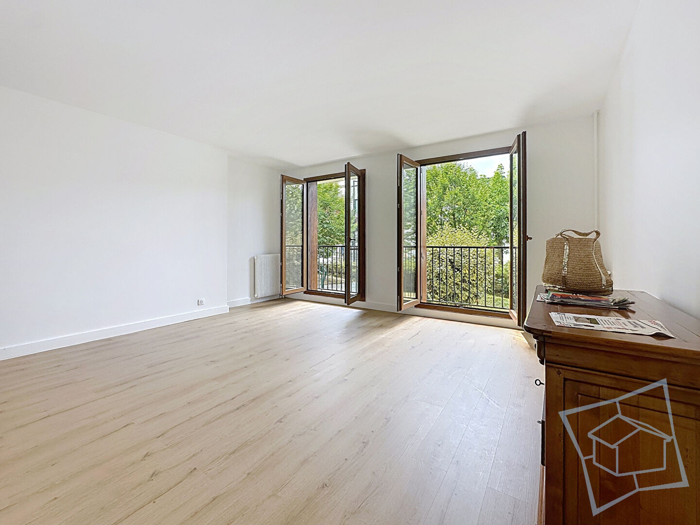 Agence immobilière de AGENCE DES OLIVIERS - VOISINS