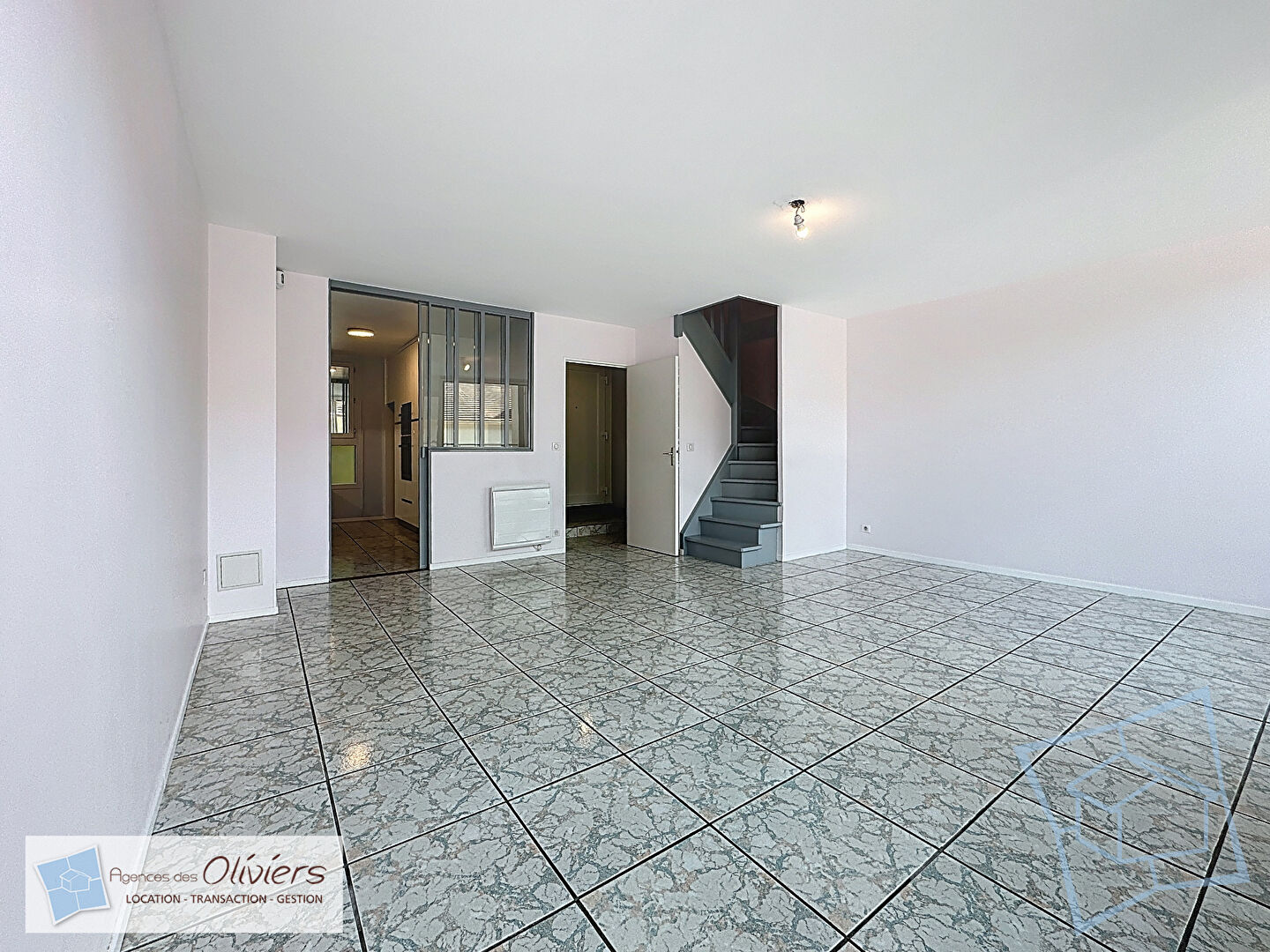 Photo Appartement Duplex Voisins Le Bretonneux 4 pièces 77.84 m2 image 6/6