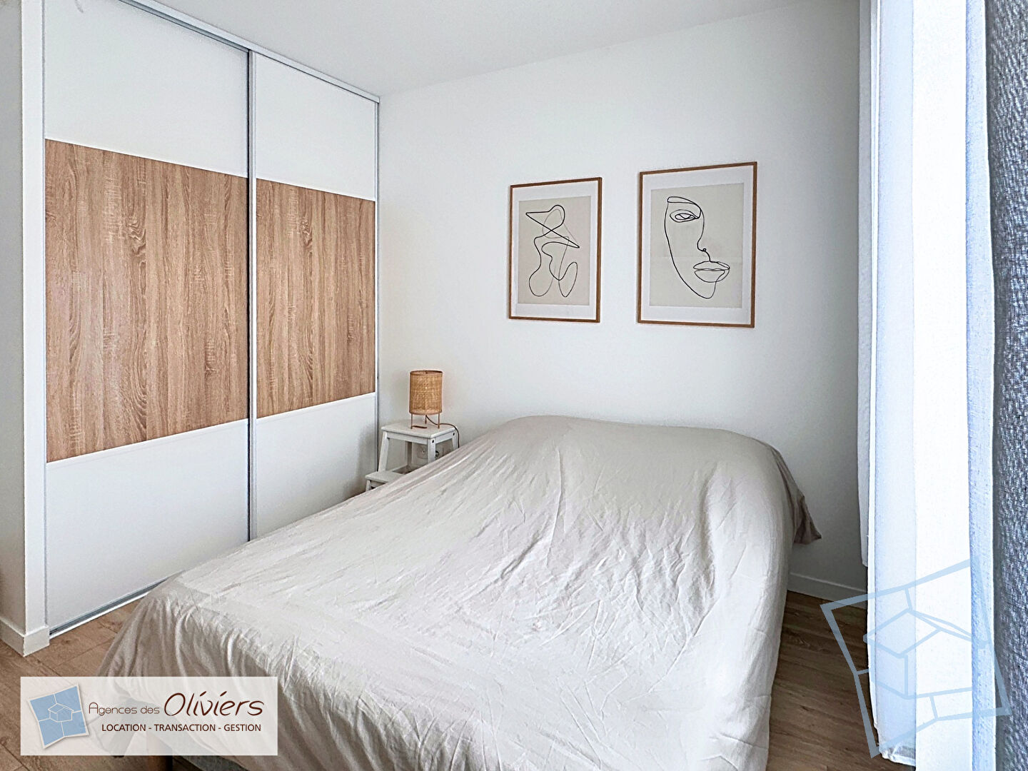 Photo Appartement T3 de standing - Centre Village - Voisins le Bretonneux image 3/6