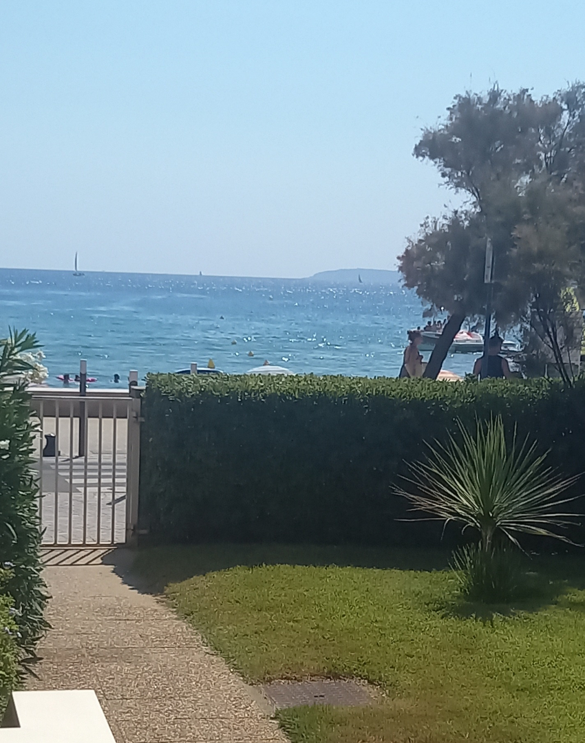 Agence immobilière de AGENCE LE PORTIQUE Le lavandou