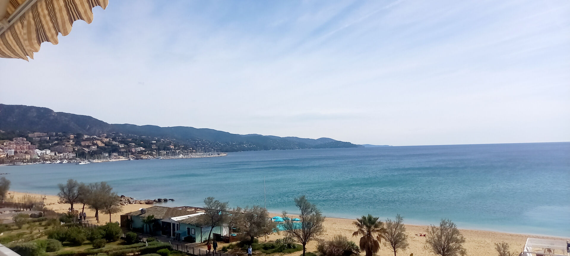 Agence immobilière de AGENCE LE PORTIQUE Le lavandou