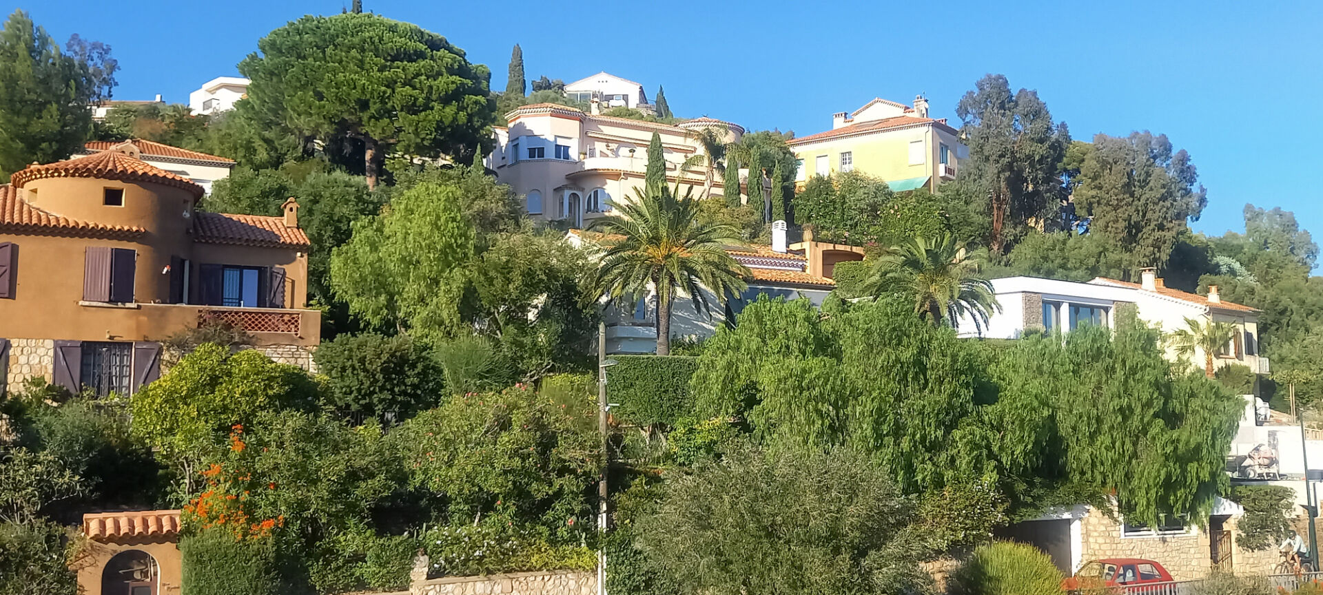 Agence immobilière de AGENCE LE PORTIQUE Le lavandou