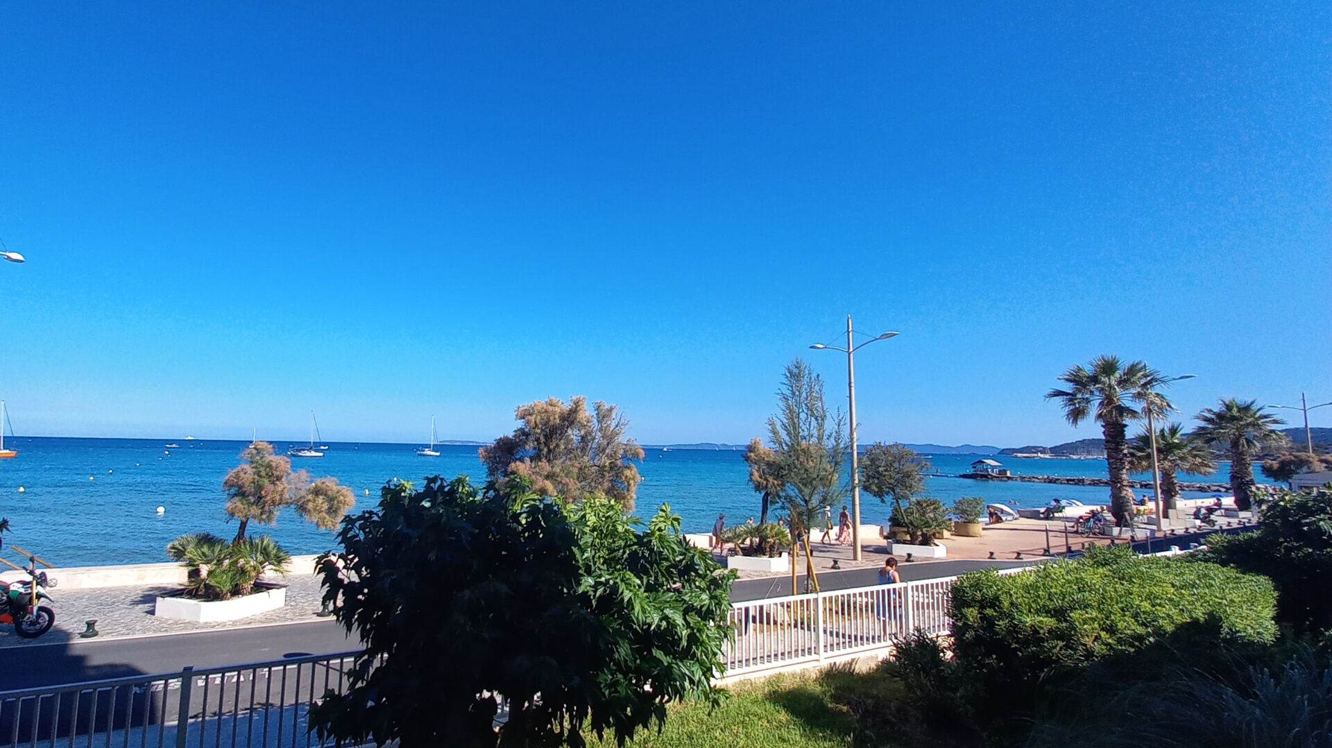 Agence immobilière de AGENCE LE PORTIQUE Le lavandou