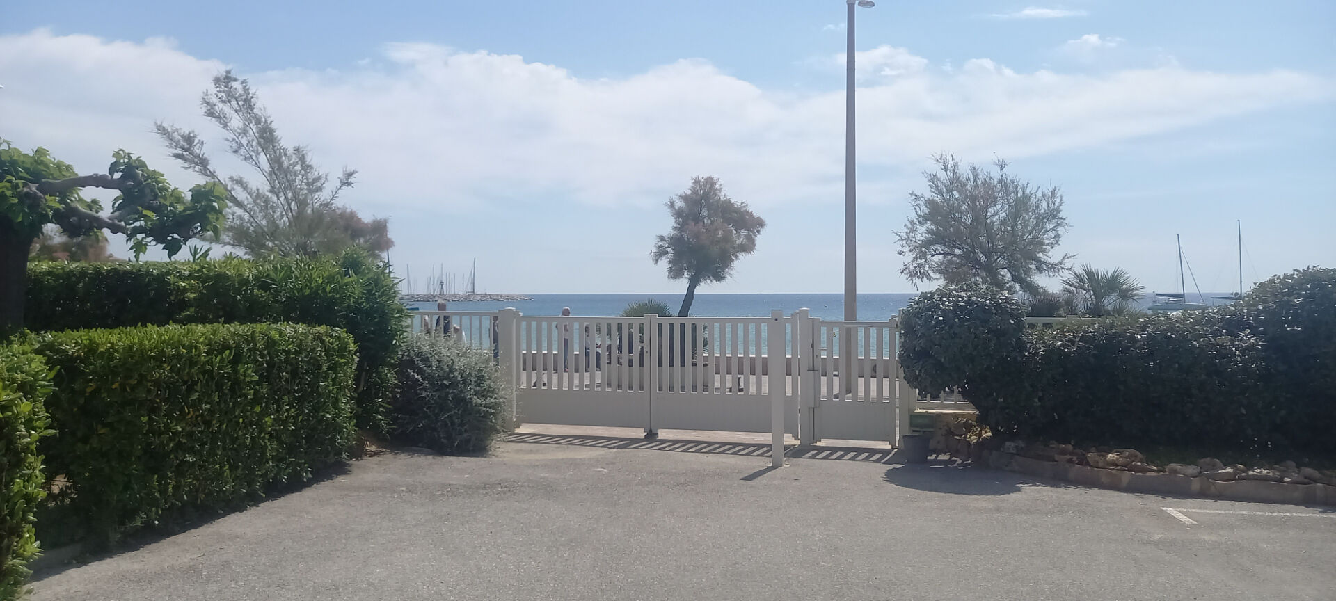 Agence immobilière de AGENCE LE PORTIQUE Le lavandou