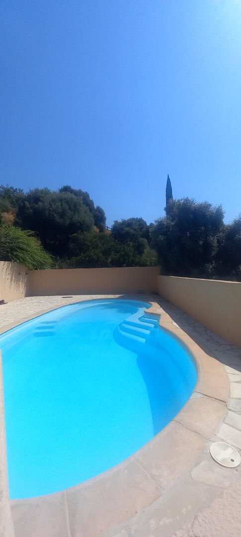 Agence immobilière de AGENCE LE PORTIQUE Le lavandou