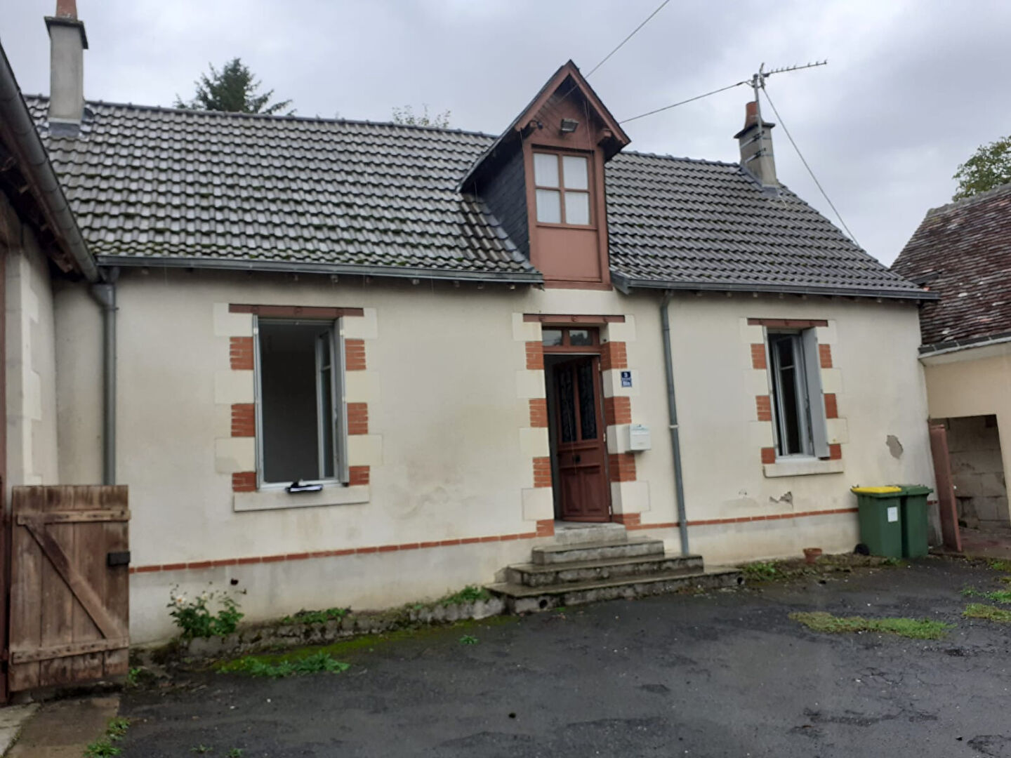 Photo Ensemble immobilier image 2/6