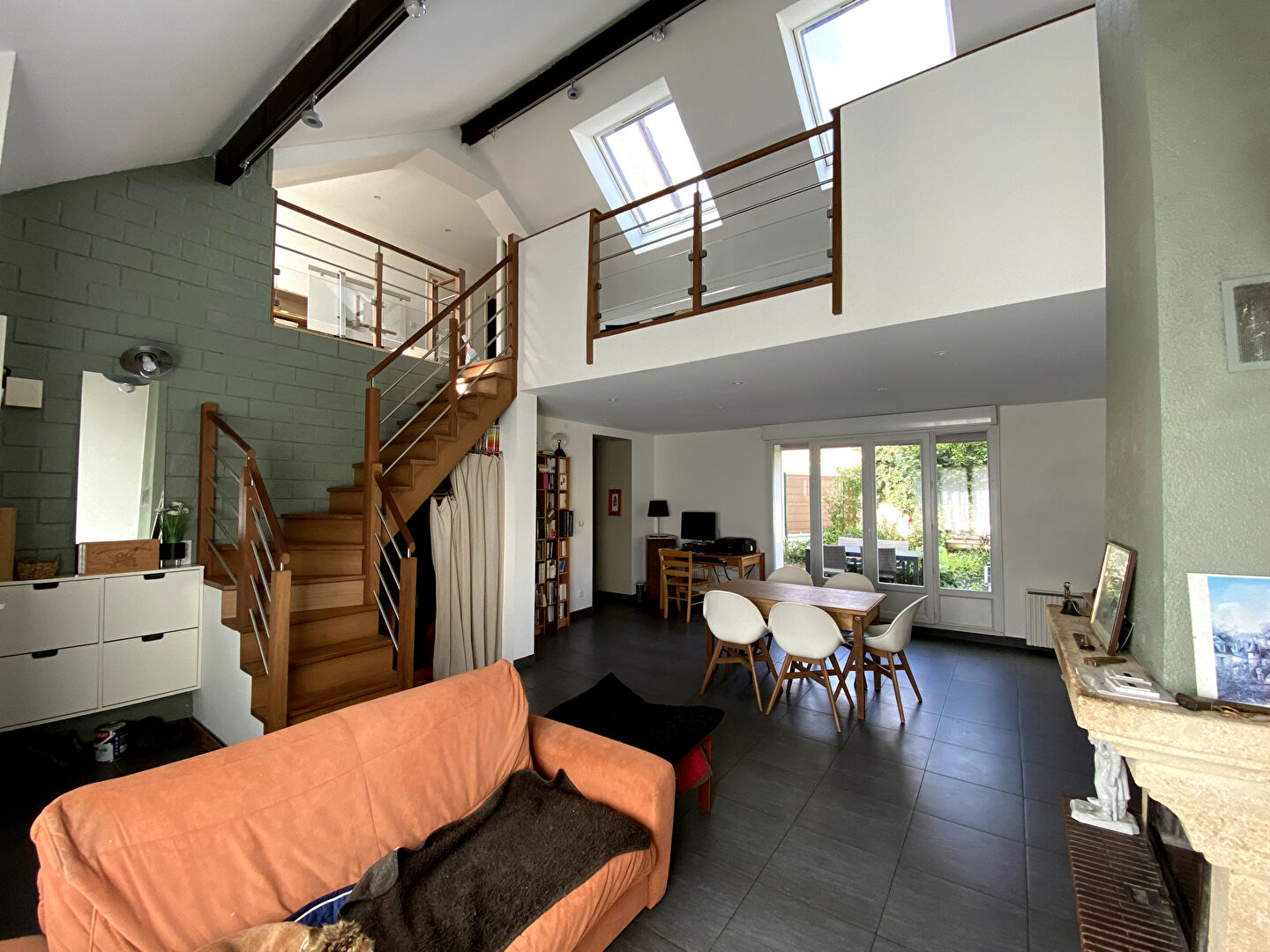 Photo MAISON 5 PIECES 131 M2 - 3 CHAMBRES DONT 1 SUITE PARENTALE image 3/6