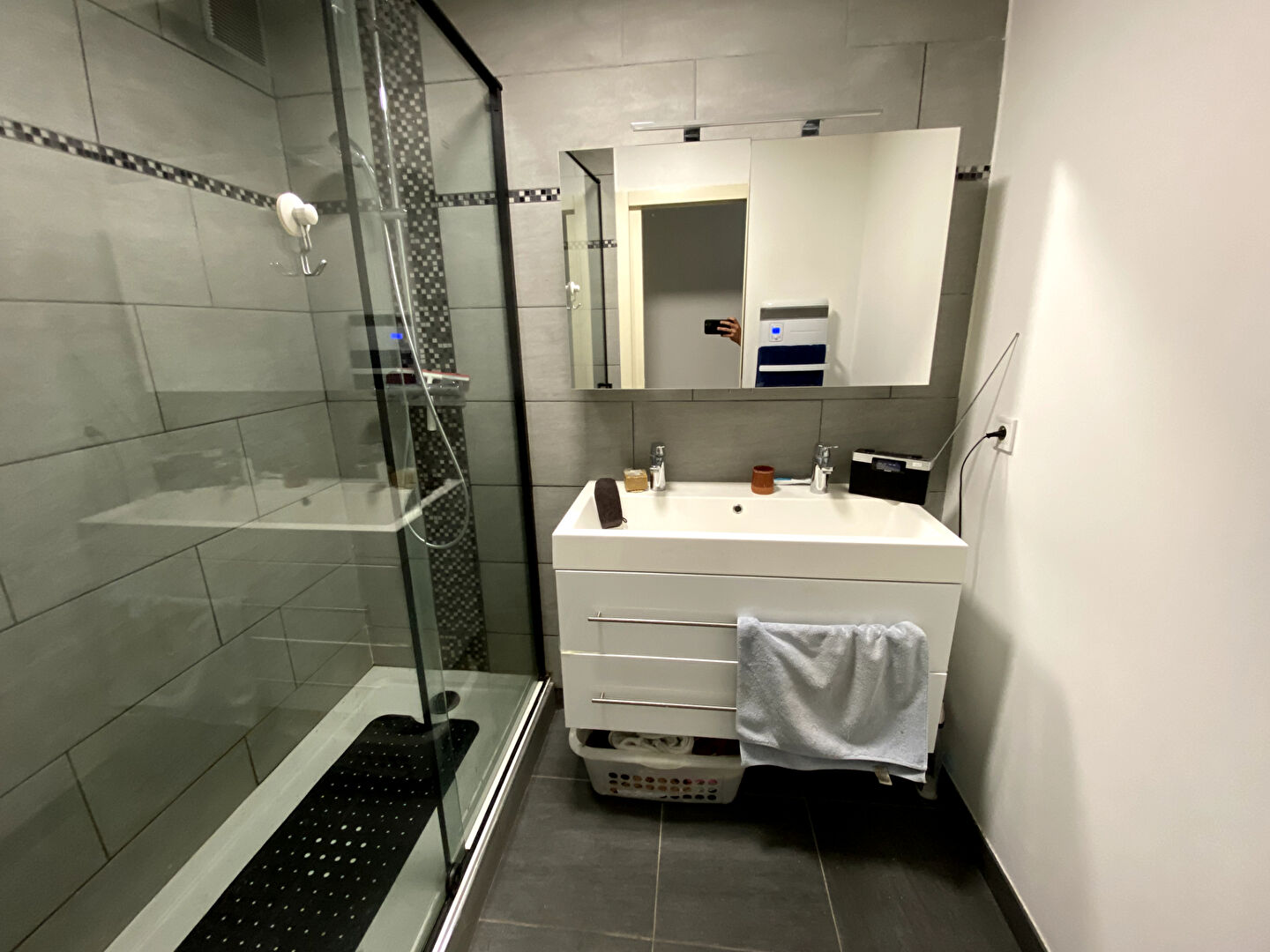 Photo MAISON 5 PIECES 131 M2 - 3 CHAMBRES DONT 1 SUITE PARENTALE image 4/6