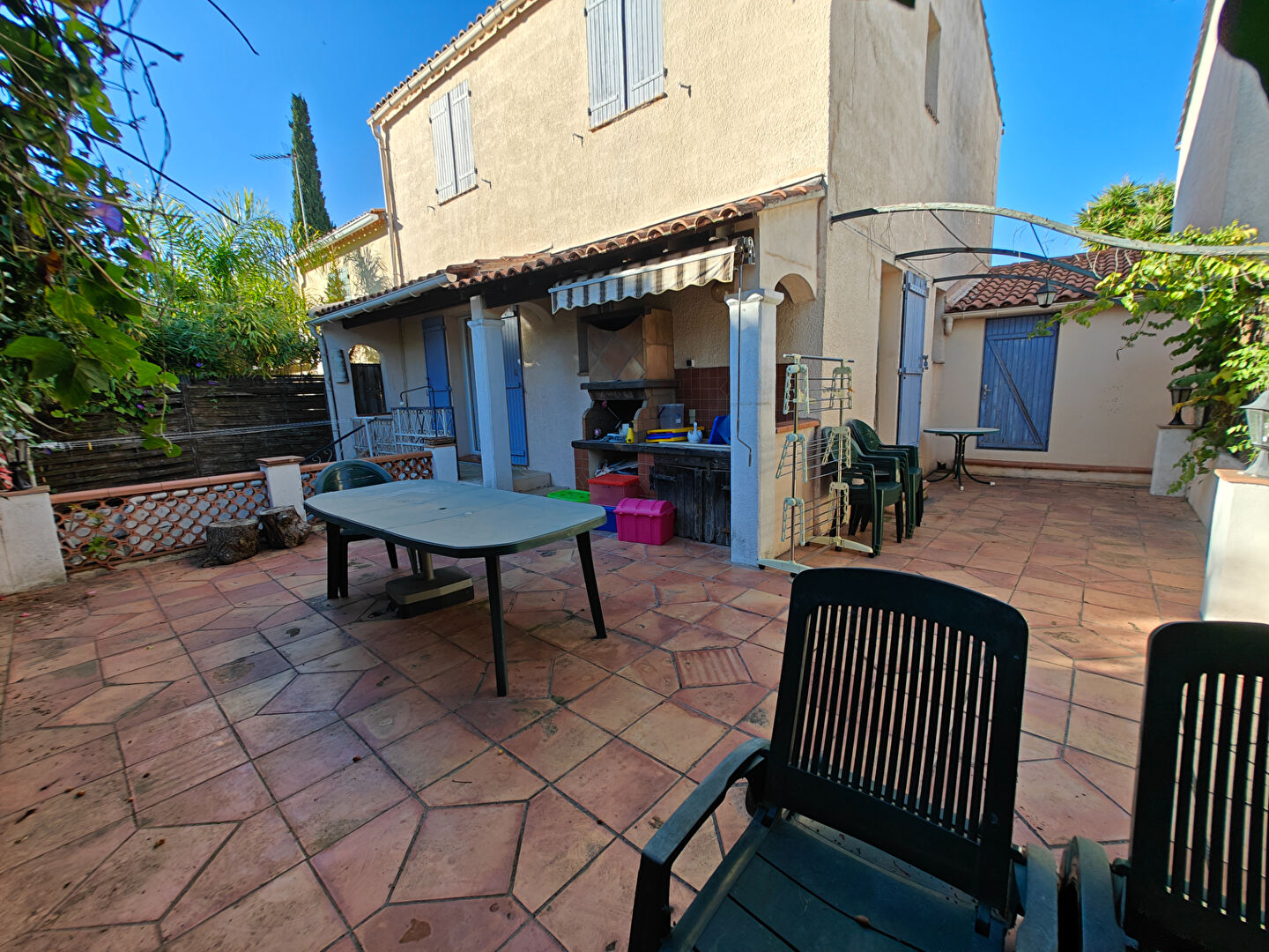 Agence immobilière de AGENCE AZUR IMMOBILIER La garde