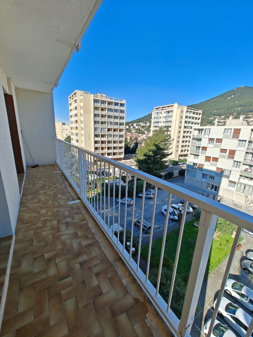 Photo Appartement La Valette Du Var 4 pièce(s) 76 m2 avec 2 balcons image 5/6