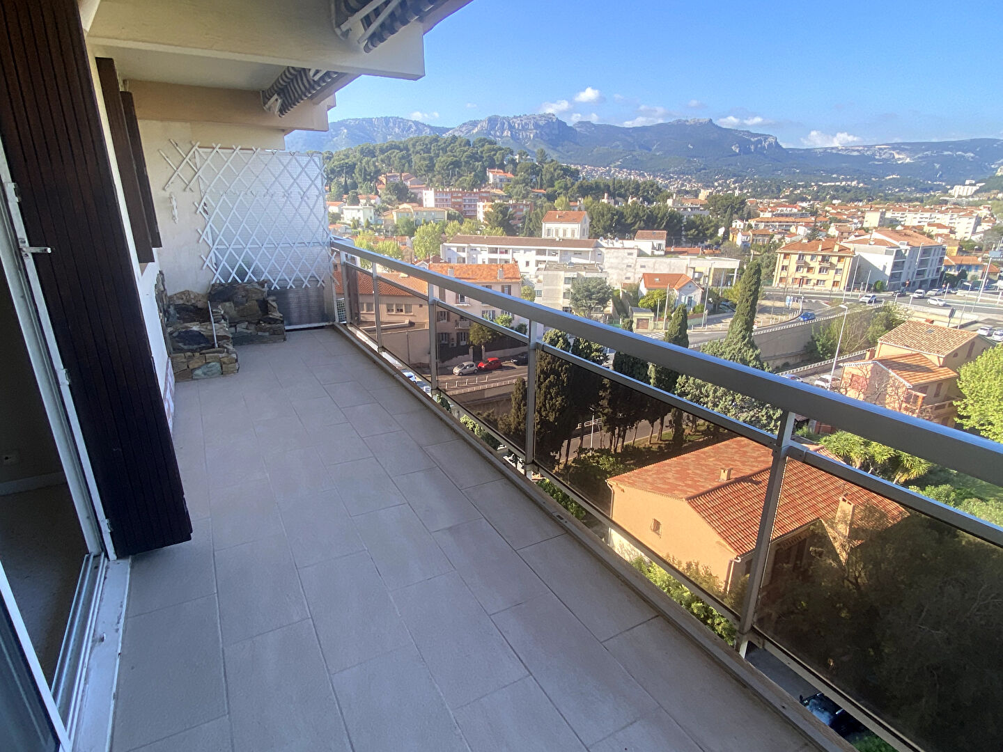 Agence immobilière de AGENCE AZUR IMMOBILIER La garde