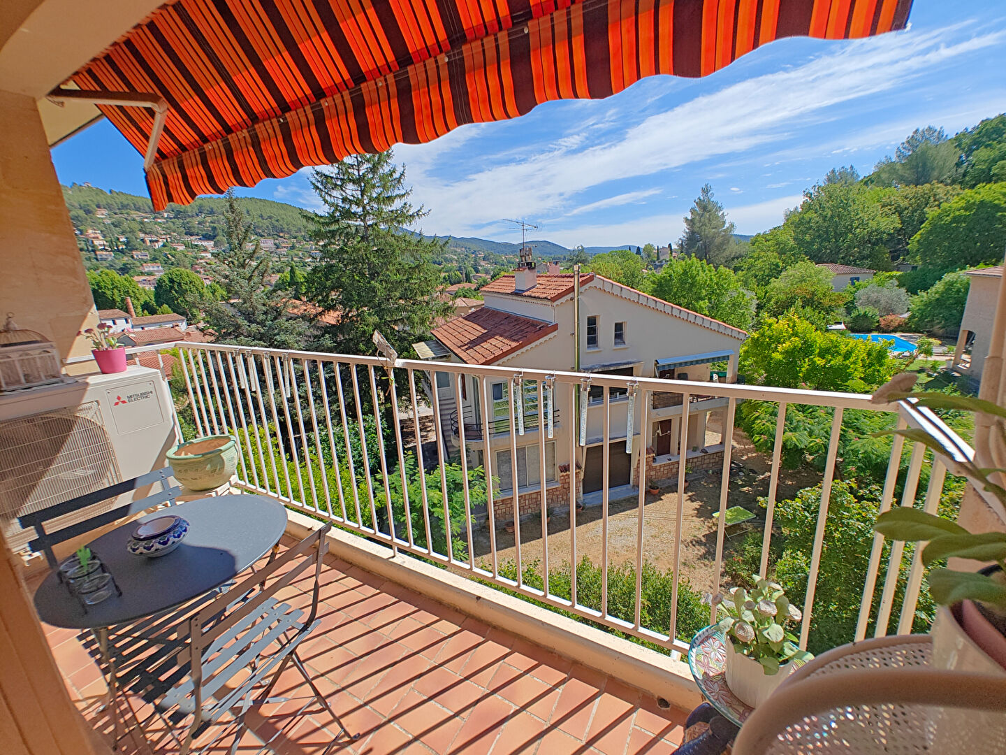 Agence immobilière de AGENCE AZUR IMMOBILIER La garde