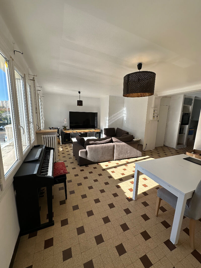 Agence immobilière de AGENCE AZUR IMMOBILIER La garde