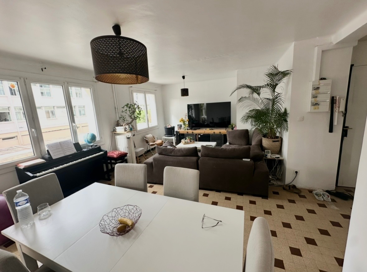 Agence immobilière de AGENCE AZUR IMMOBILIER La garde