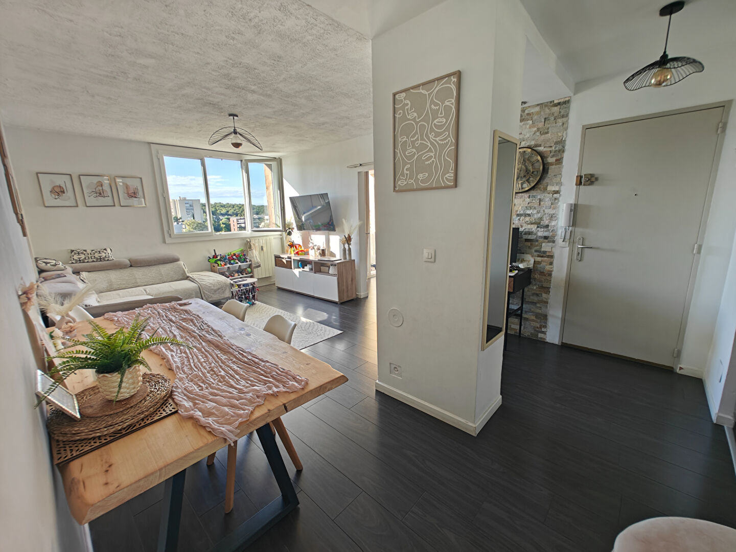 Appartement La Valette Du Var 4 pièce(s) 70 m2, 3 chambres, balcon, résidence sécurisée, parking collectif