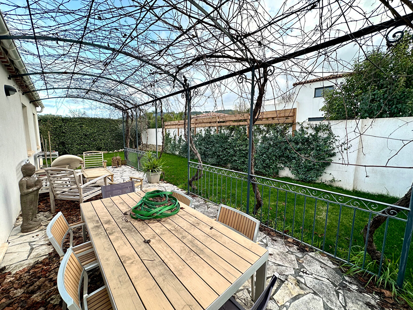 Agence immobilière de AGENCE AZUR IMMOBILIER La garde