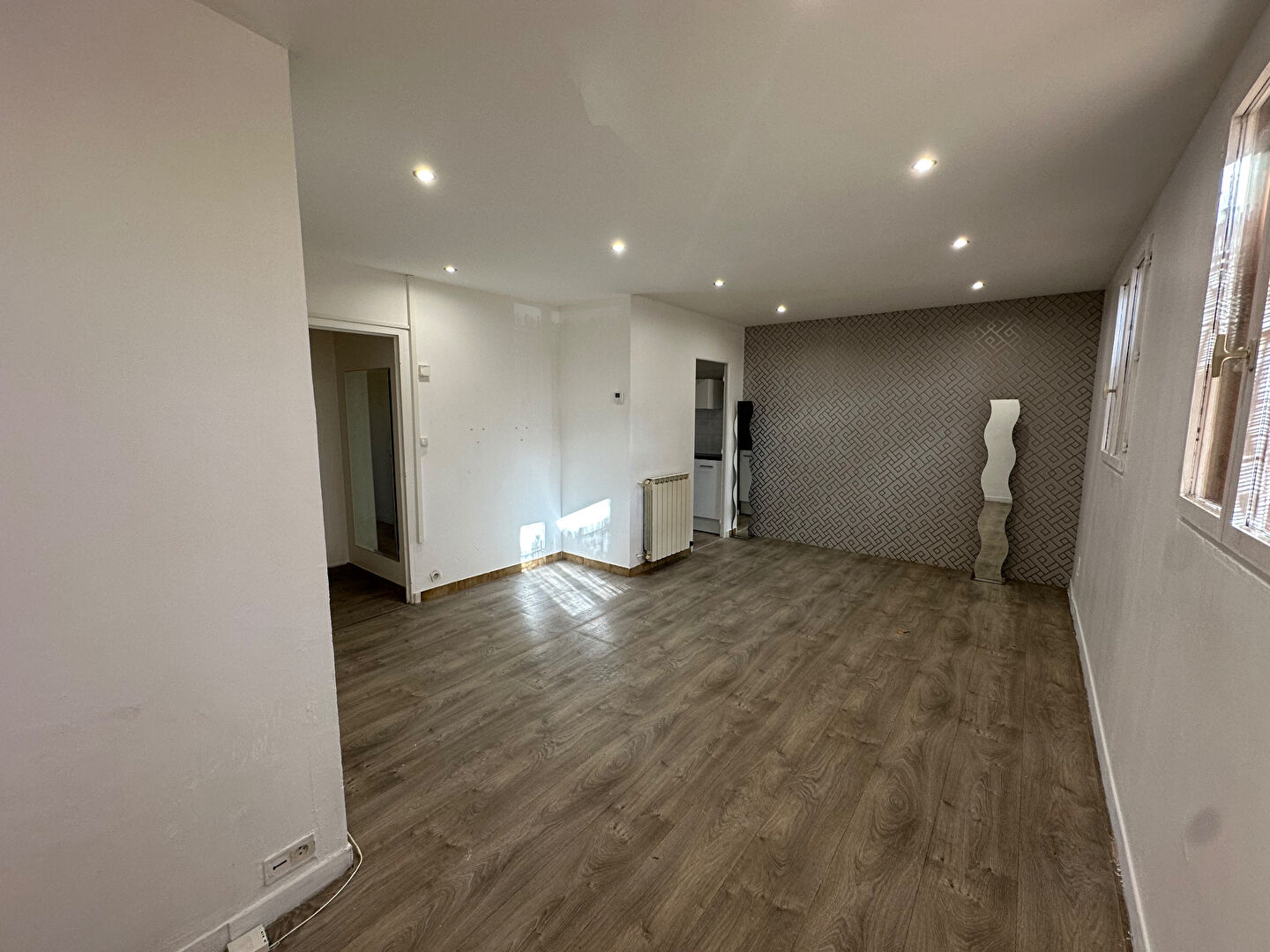 Agence immobilière de AGENCE AZUR IMMOBILIER La garde