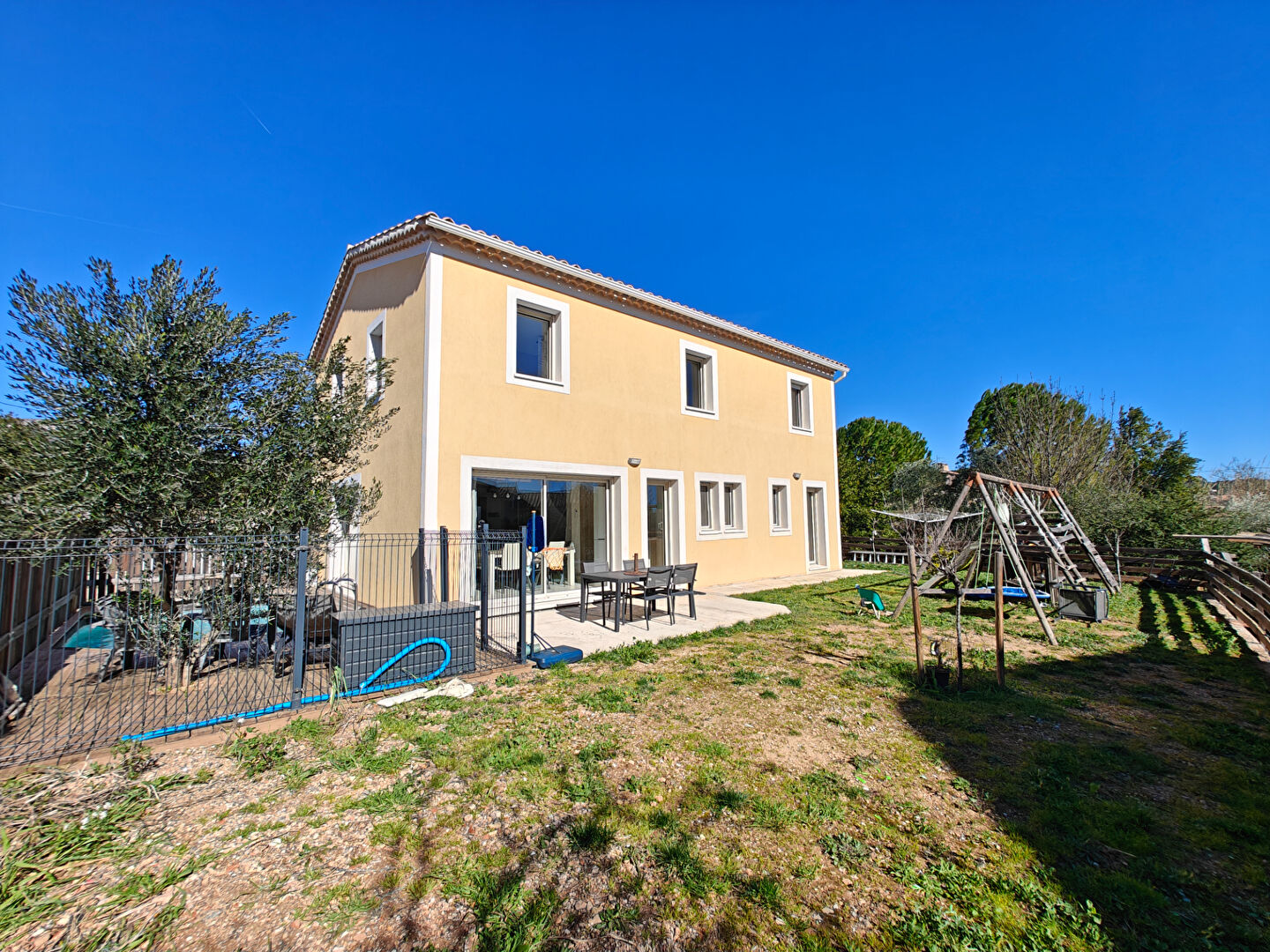 Agence immobilière de AGENCE AZUR IMMOBILIER La garde