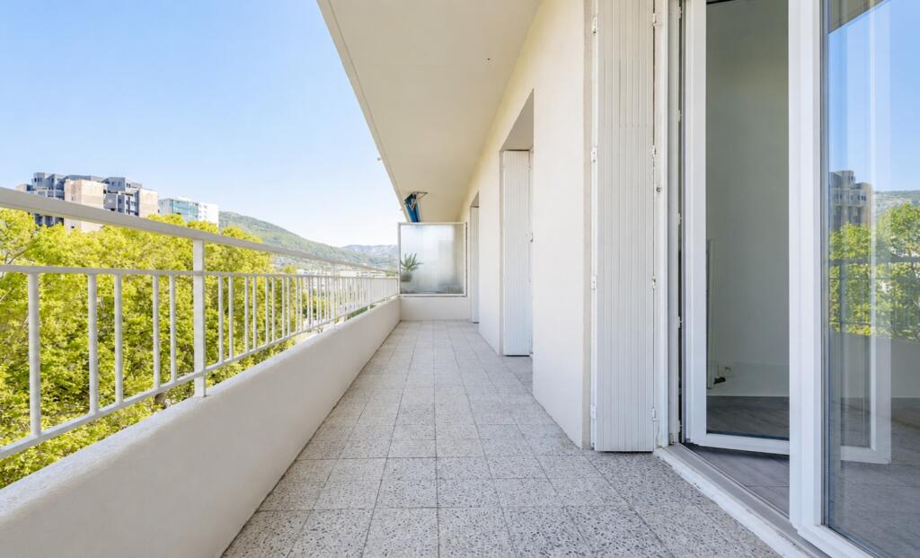 Agence immobilière de AGENCE AZUR IMMOBILIER La garde
