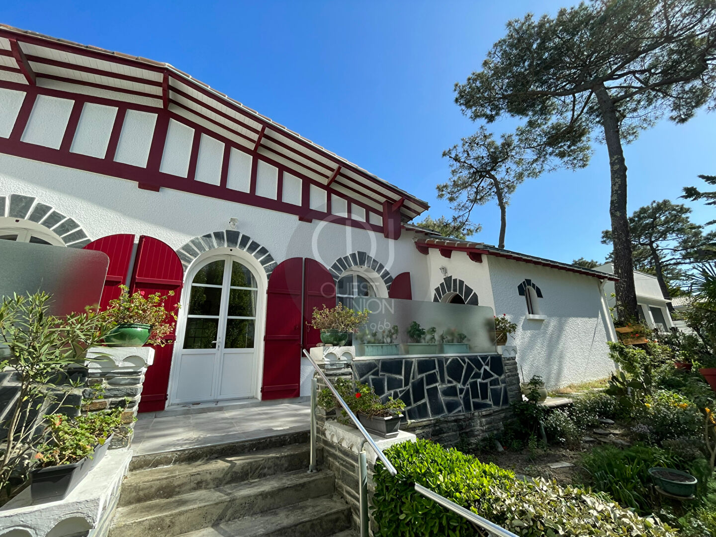 Agence immobilière de AGENCE IMMOBILIERE OUEST UNION La baule