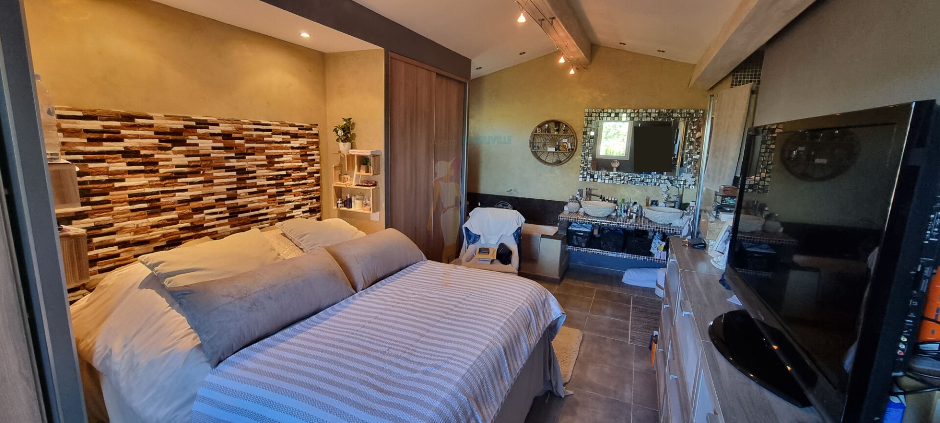 Photo Les Issambres, villa sur le toit, superbe vue mer image 6/6