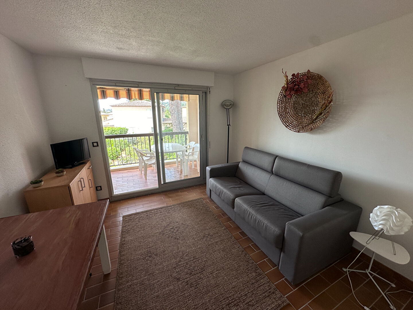 Photo A LOUER : STUDIO BIS - LOCATION HIVERNALE du 28/09/24 au 30/05/25 image 2/6