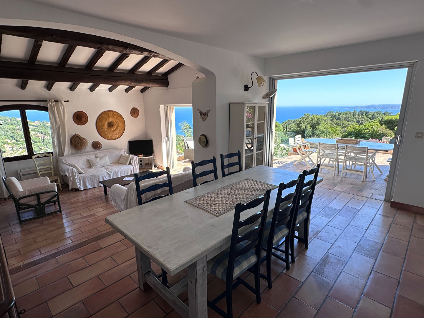 Photo A LOUER : VILLA PISCINE - LOCATION HIVERNALE du 01/10/24 au 14/06/25 image 4/6