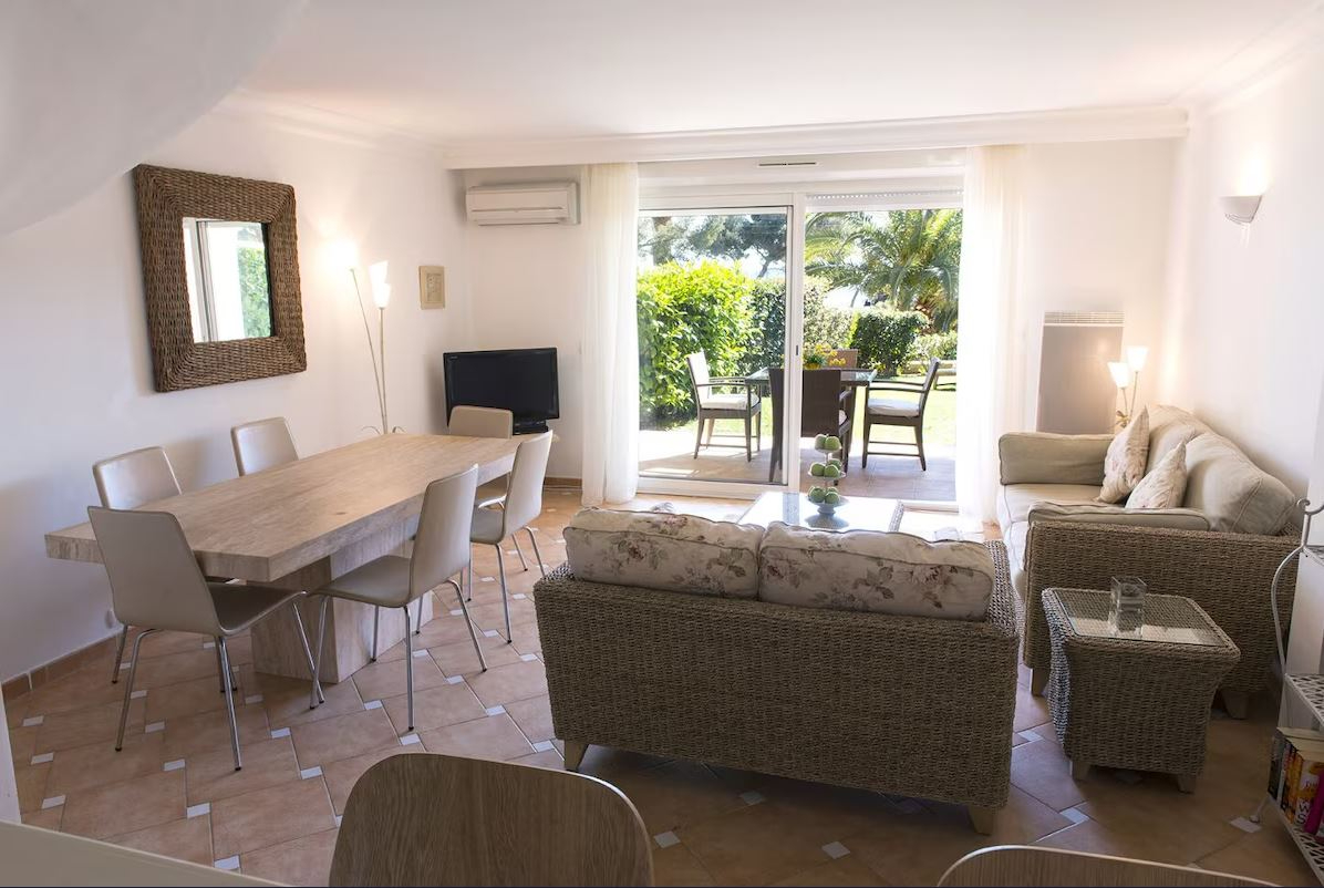 Photo A LOUER : VILLA - LOCATION HIVERNALE du 10/10/24 au 27/06/25 image 5/6