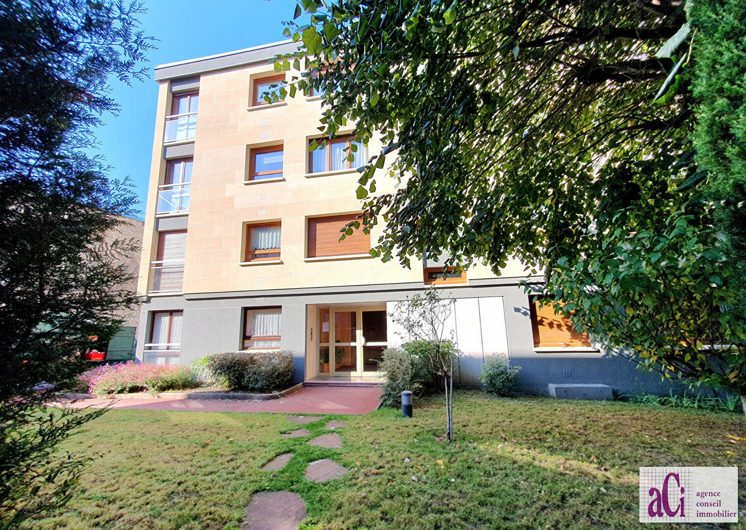 Agence immobilière de AGENCE CONSEIL IMMOBILIER
