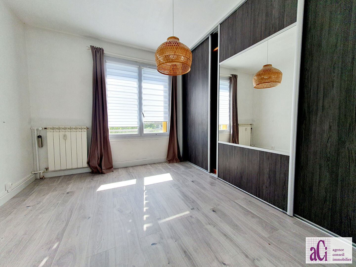 Photo L'HAY LES ROSES - Appartement 4 pièces de 87,64m² image 5/6