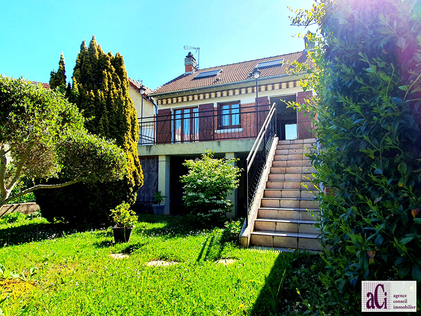 L'HAY LES ROSES - Pavillon sur 262m² de terrain au Petit Robinson