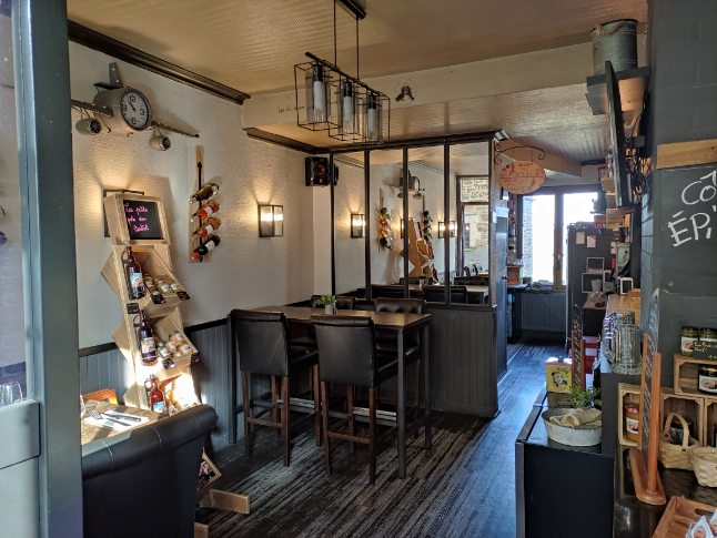 Photo RESTAURANT -PIZZERIA FOUGERES - 100 m2 image 1/6