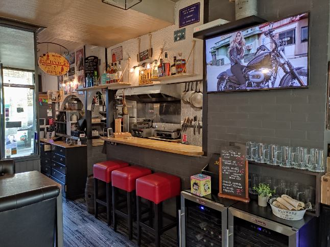 Photo RESTAURANT -PIZZERIA FOUGERES - 100 m2 image 2/6