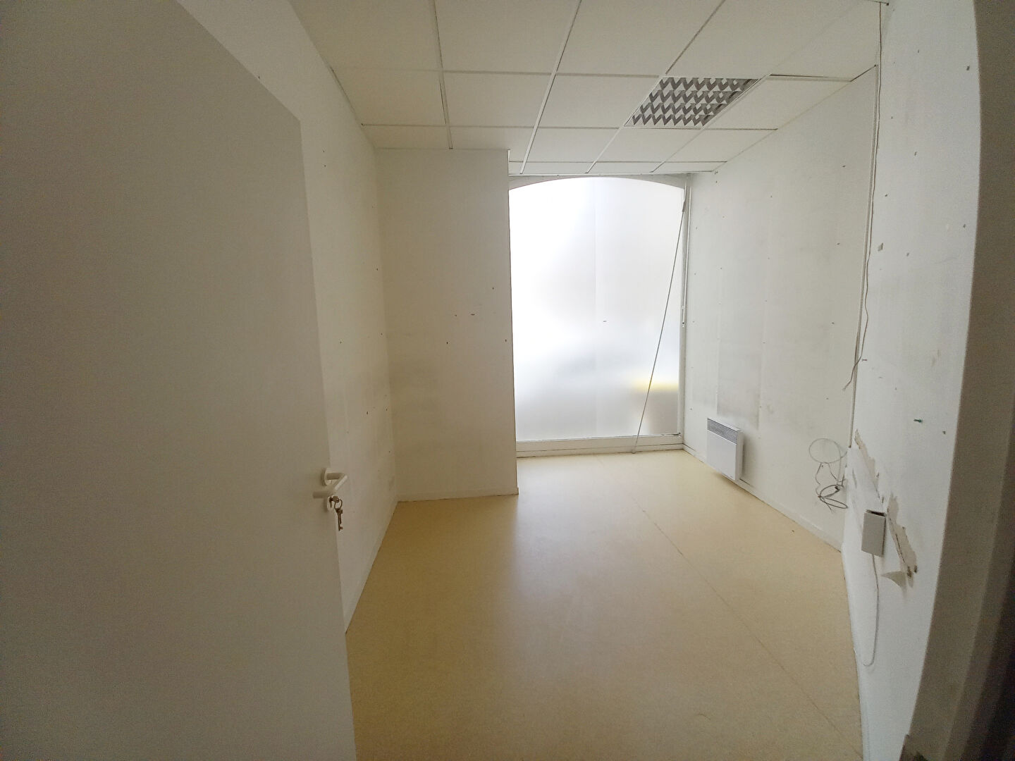 Photo Local commercial Fougeres 207 m2 image 3/6