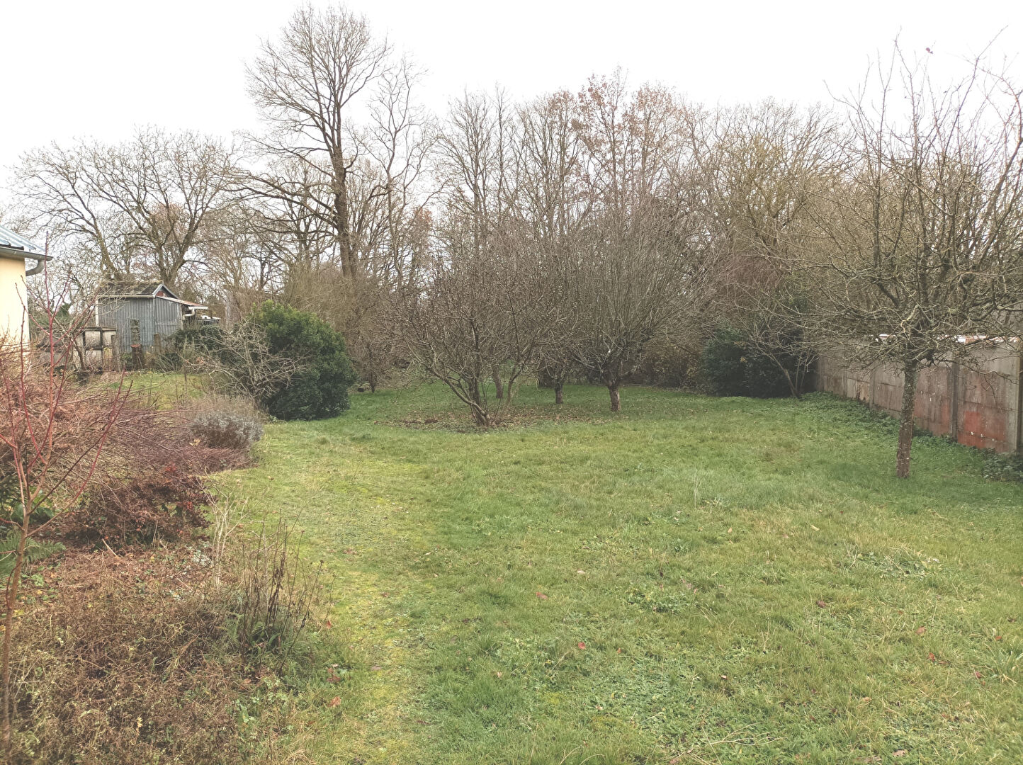 Photo TERRAIN CONSTRUCTIBLE 2189m² MAEN ROCH - ST BRICE EN COGLES CENTRE image 1/4