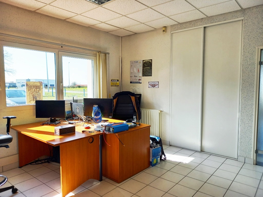 Photo Local commercial image 3/6