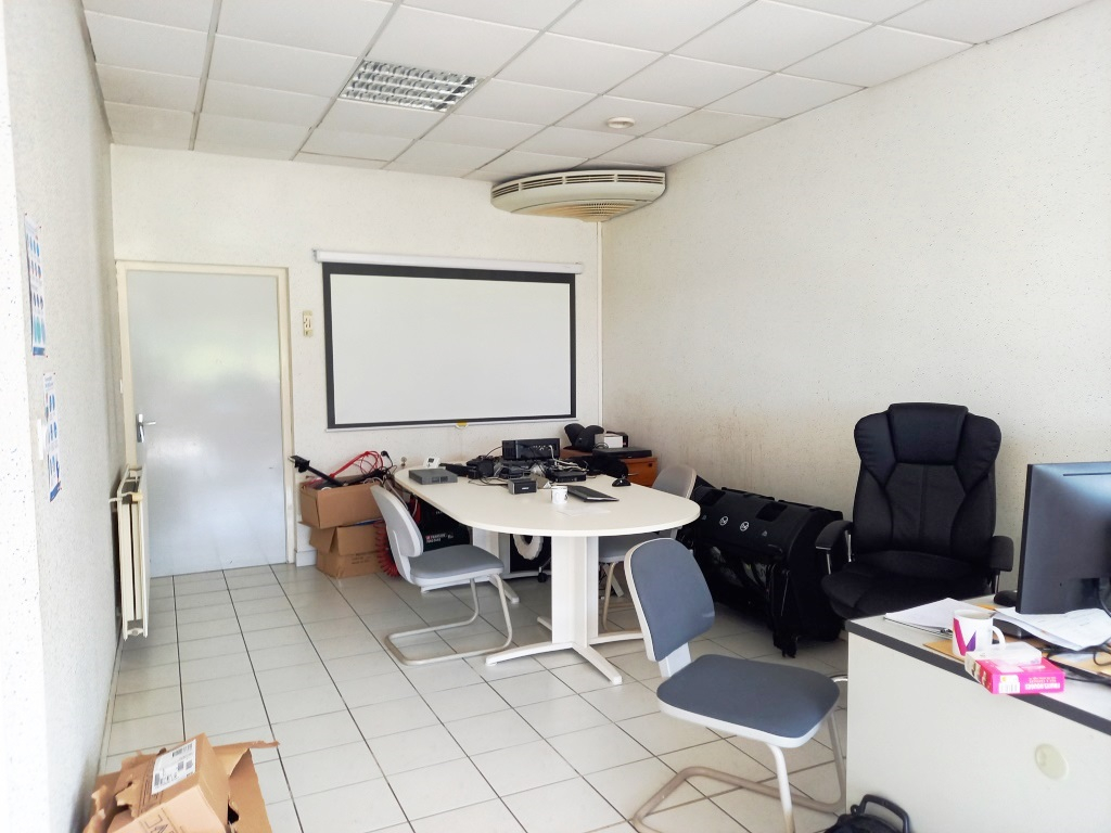 Photo Local commercial image 5/6