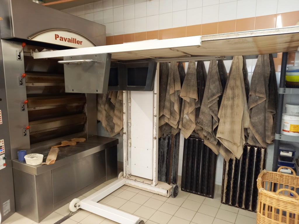 Photo FDC Boulangerie Pontmain 5 pièce(s) 116 m2 image 4/5