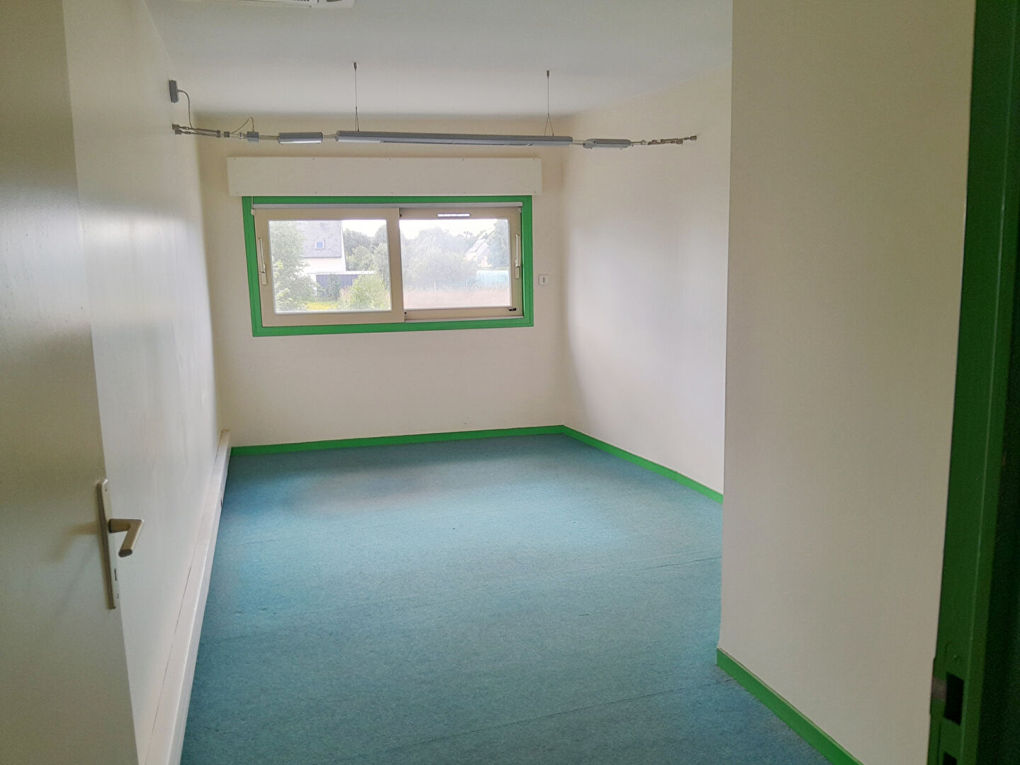 Photo Bureaux 157 m² Landéan image 3/4