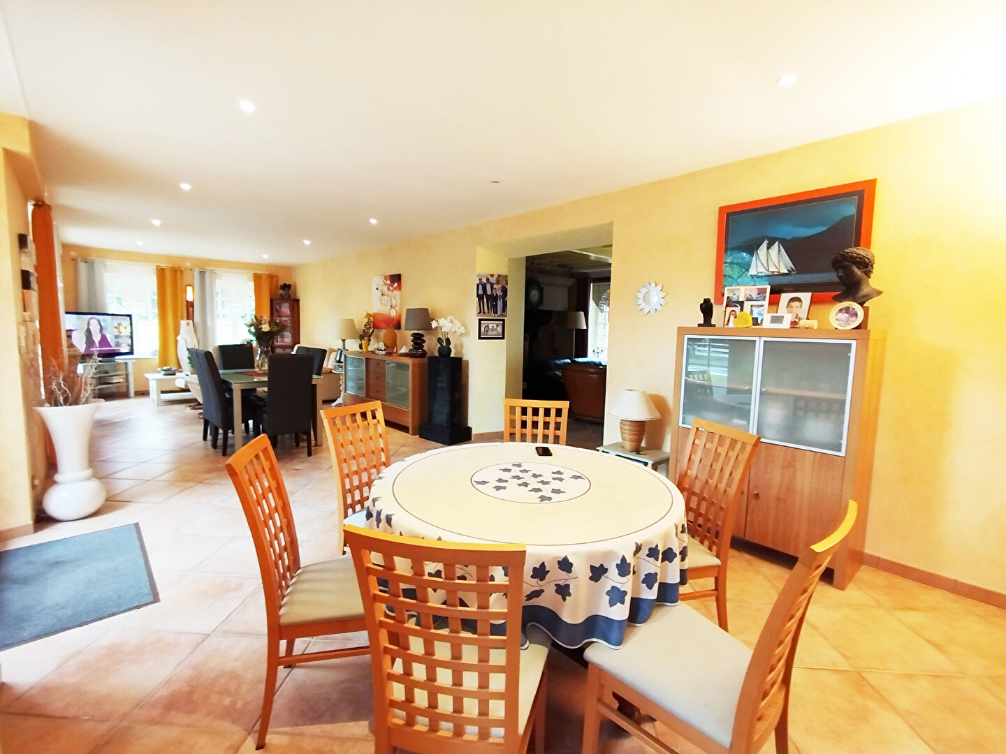 Photo Maison  9 pièces + dépendances image 4/6