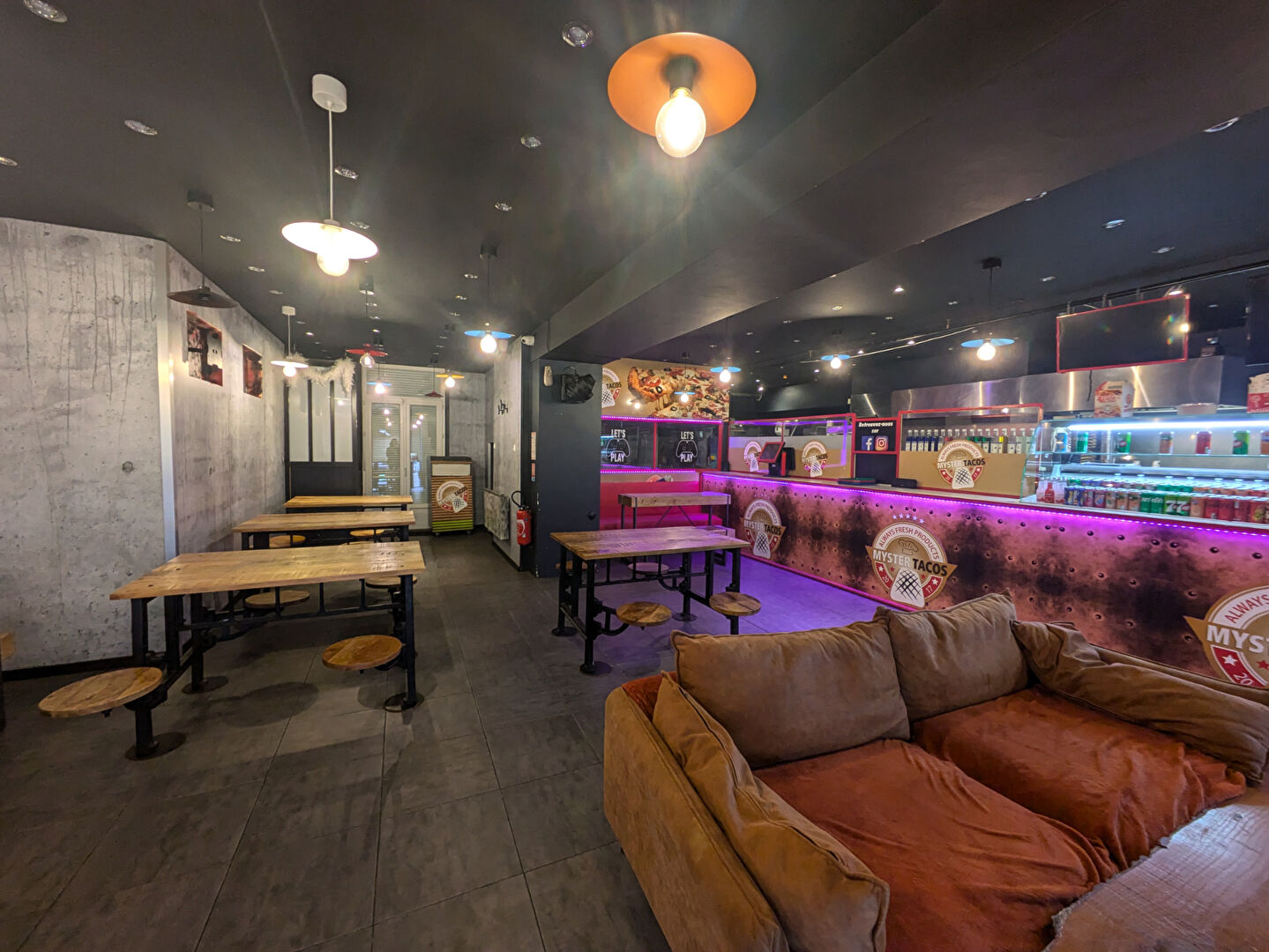 Photo Local commercial Fougères 100 m2 image 3/5