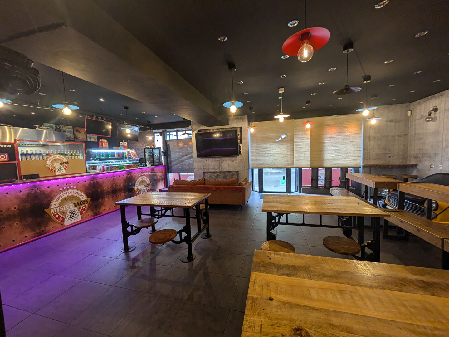 Photo Local commercial Fougères 100 m2 image 4/5