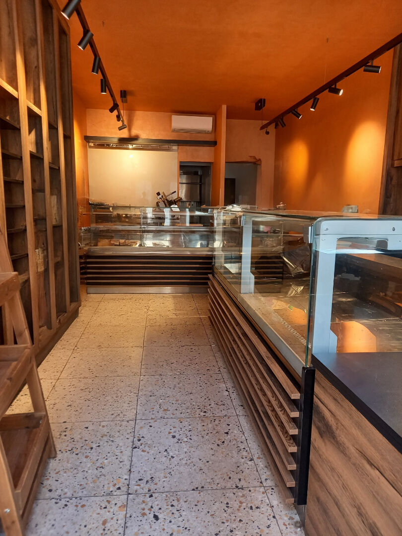 Local commercial Fougeres 2 pièce(s) 41.1 m2