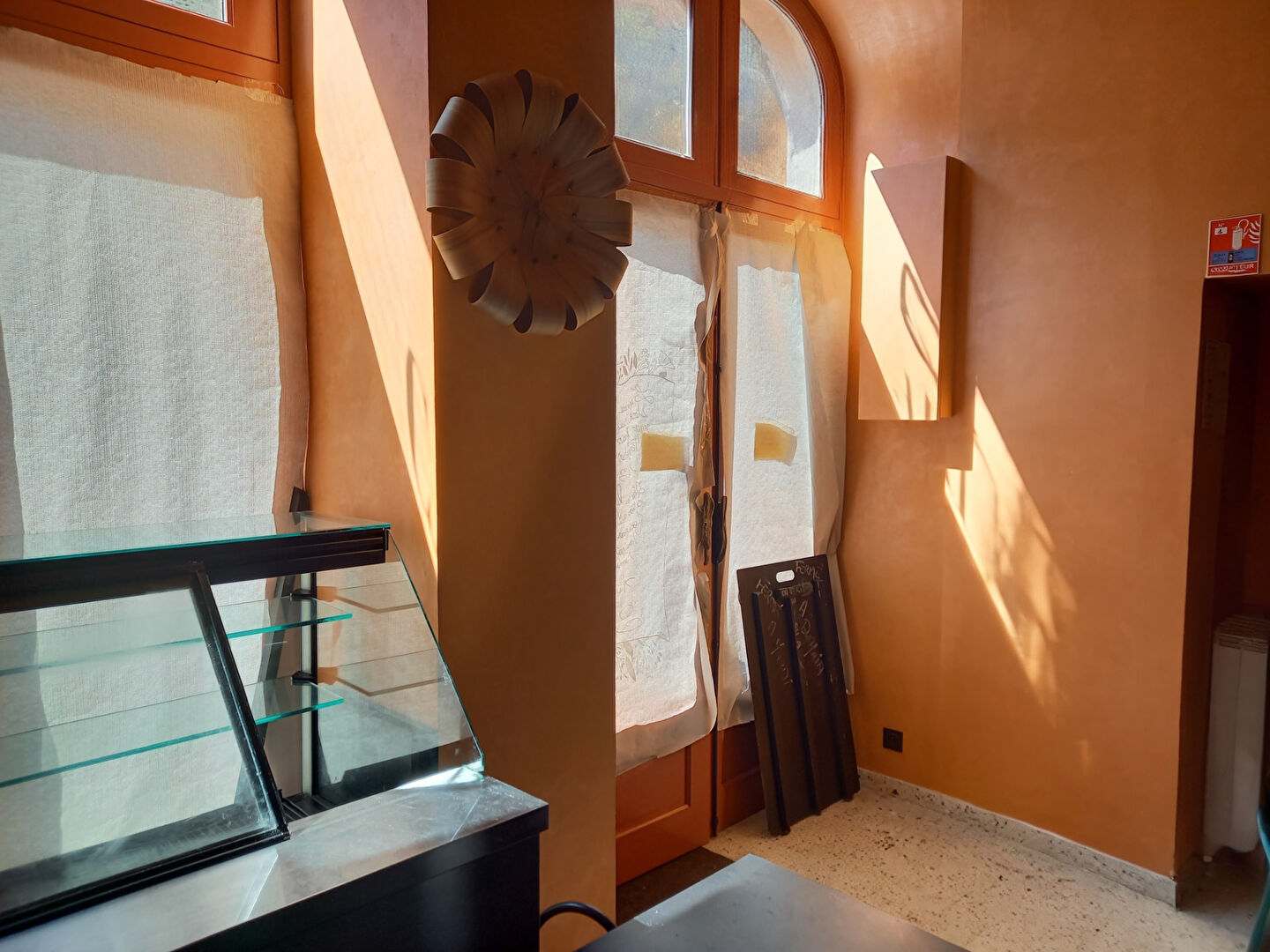 Photo Local commercial Fougeres 2 pièce(s) 41.1 m2 image 3/5