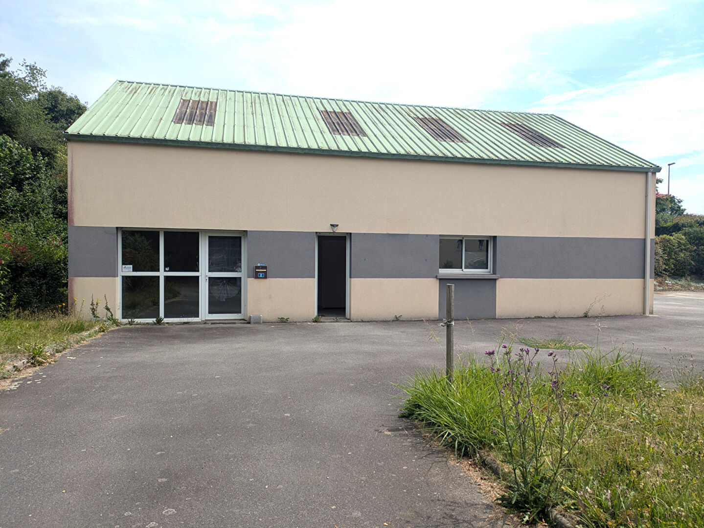 Photo Local d'activités Fleurigné 211 m² image 2/6