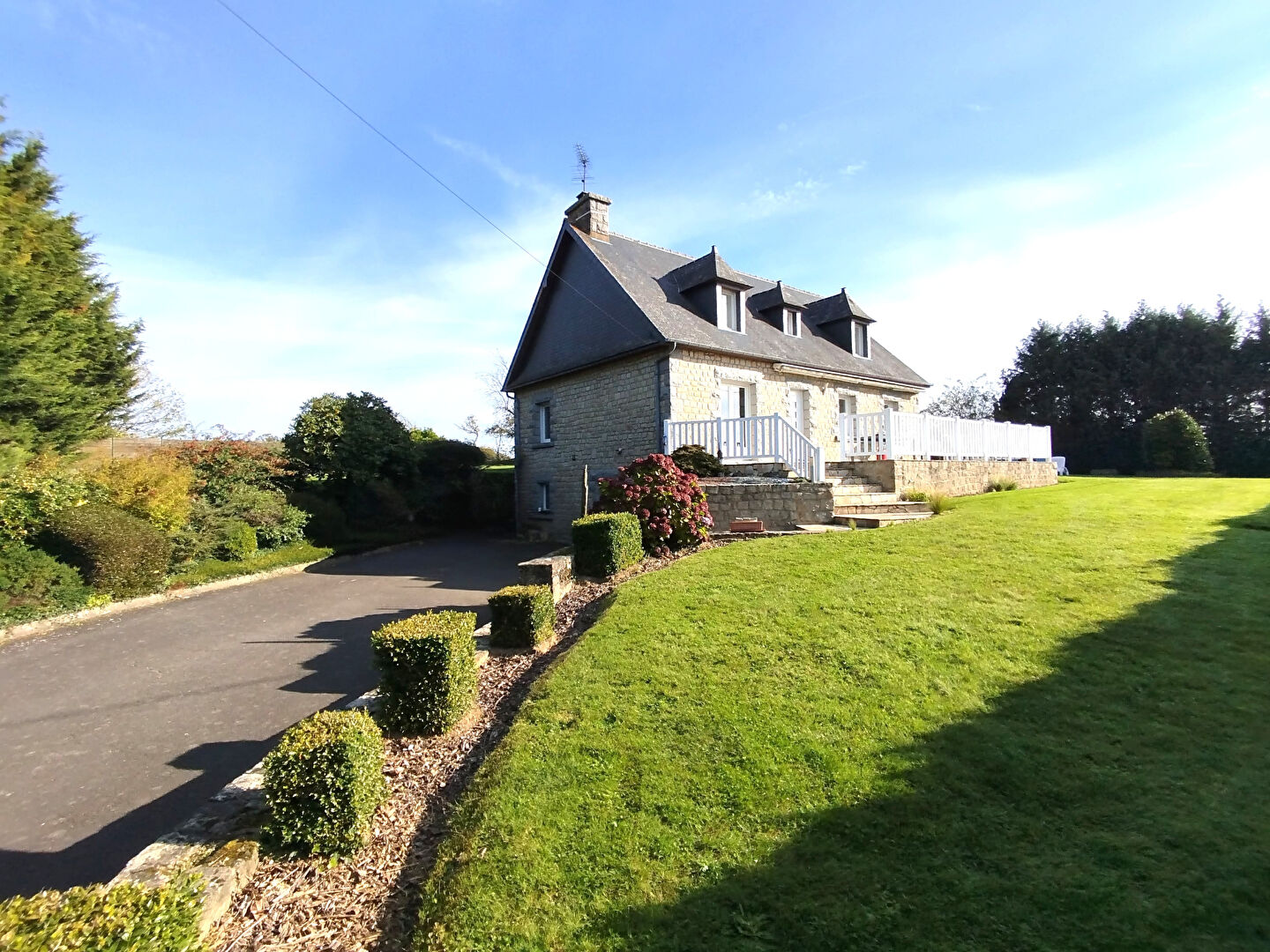Maison  saint Etienne en cogles proche A 84