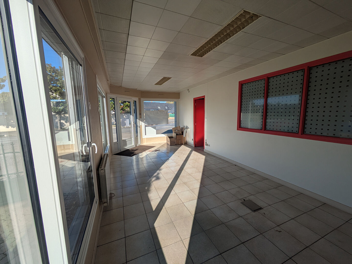 Photo Local d'activité Lecousse 250 m² image 3/6