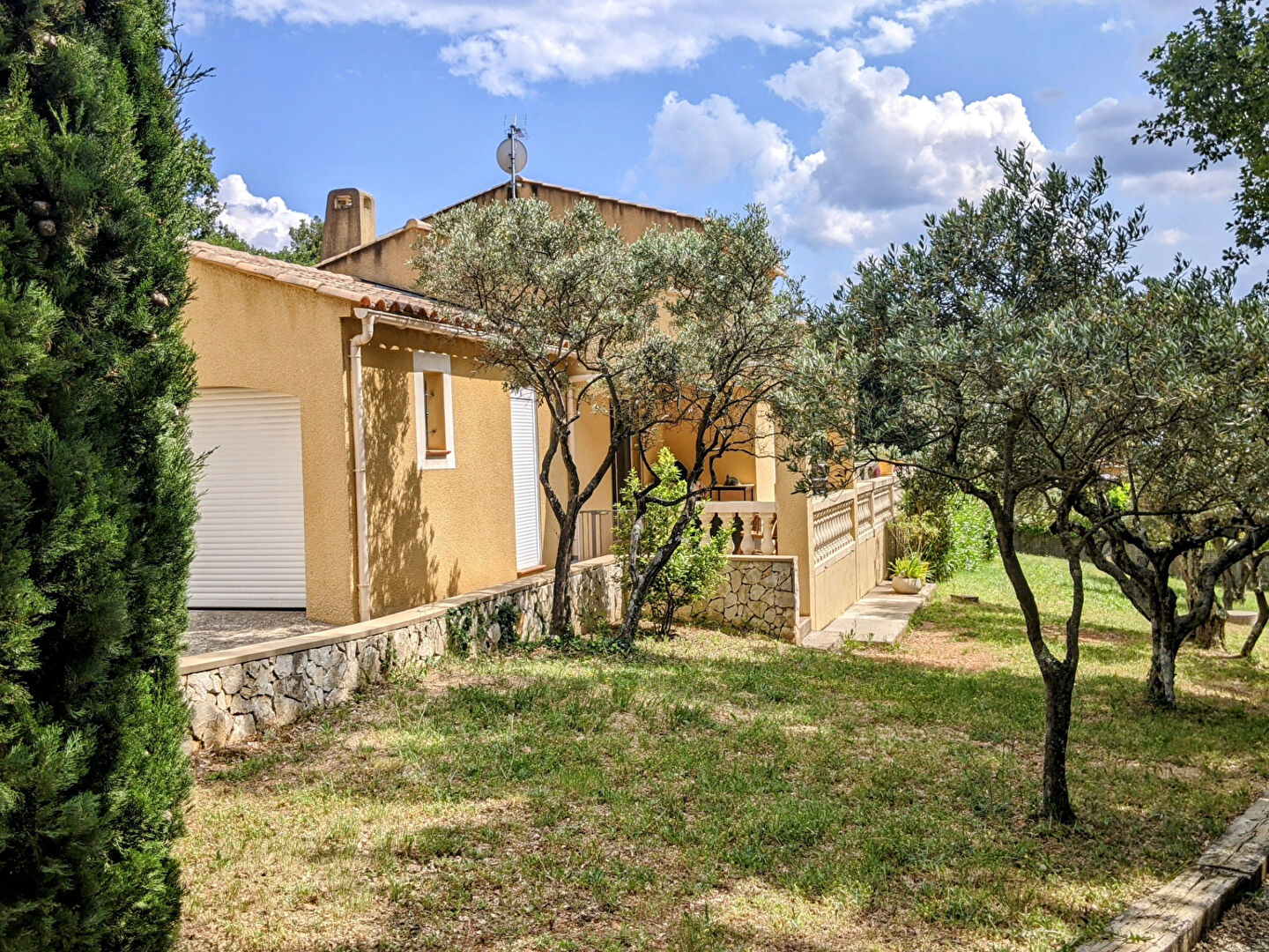 Agence immobilière de AGENCE GROSSI Aups - AGENCE GROSSI
