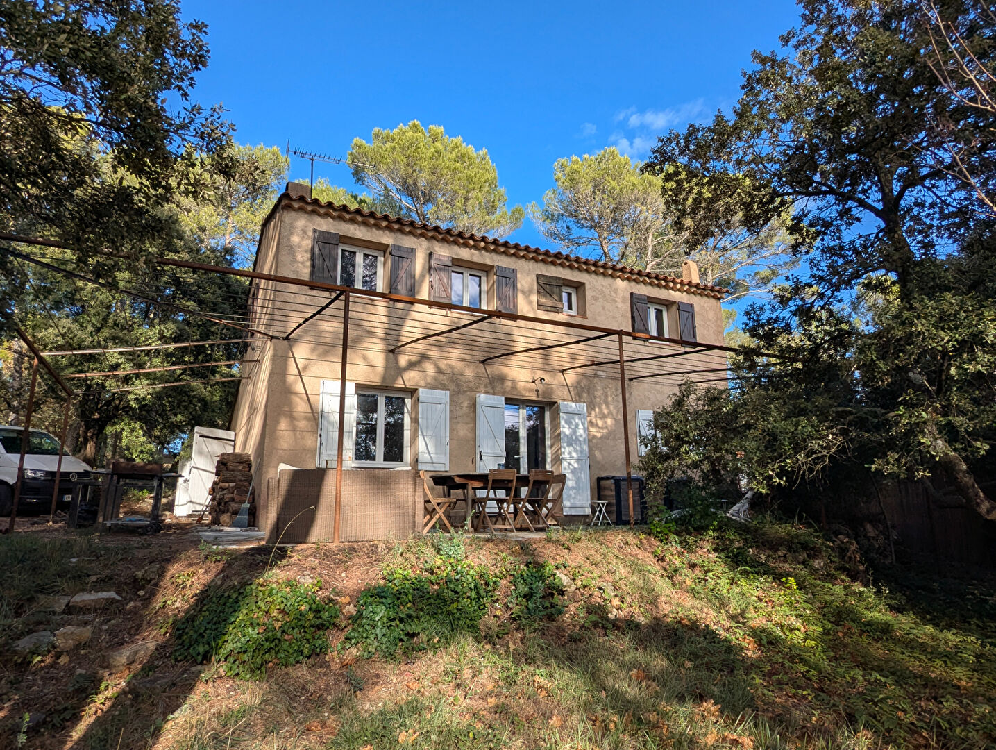 Photo SILLANS la Cascade, maison de 108 m² sur 2.257 de terrain au calme image 2/6