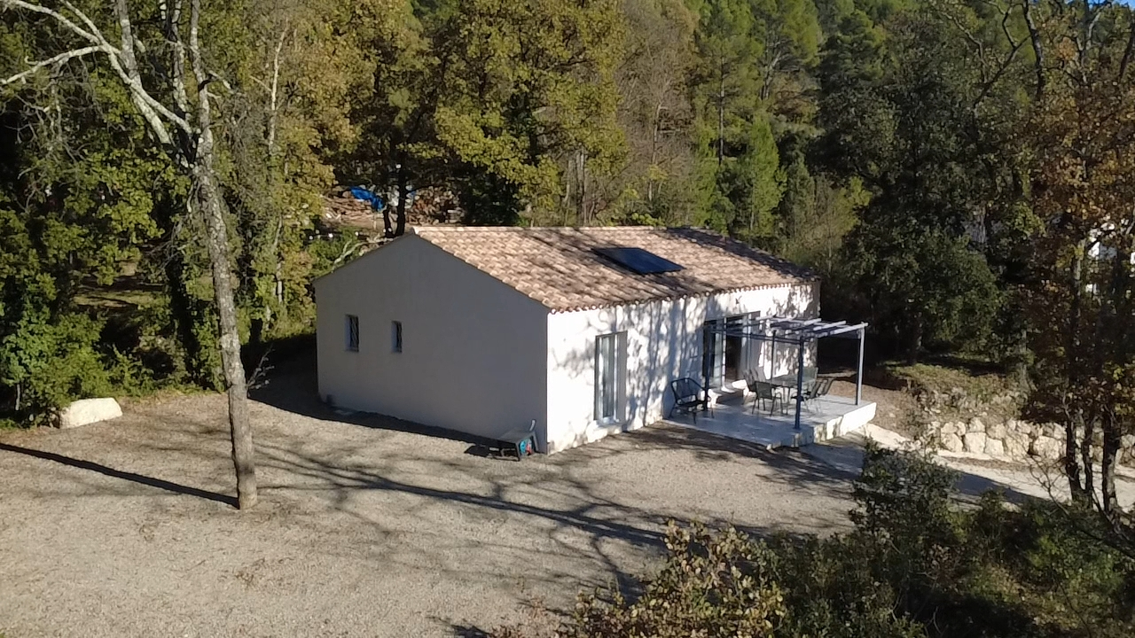 SALERNES, maison de plain-pied, 4 pièces